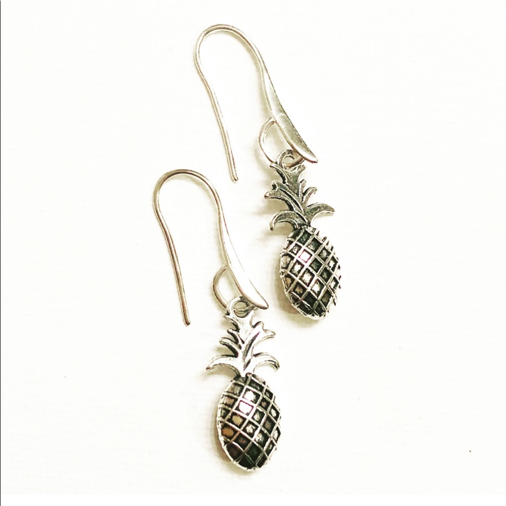 Silver Fashion Pineapple Shaped Earrings